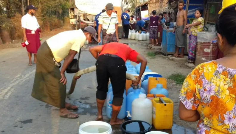 Myanmar, distribution d'eau